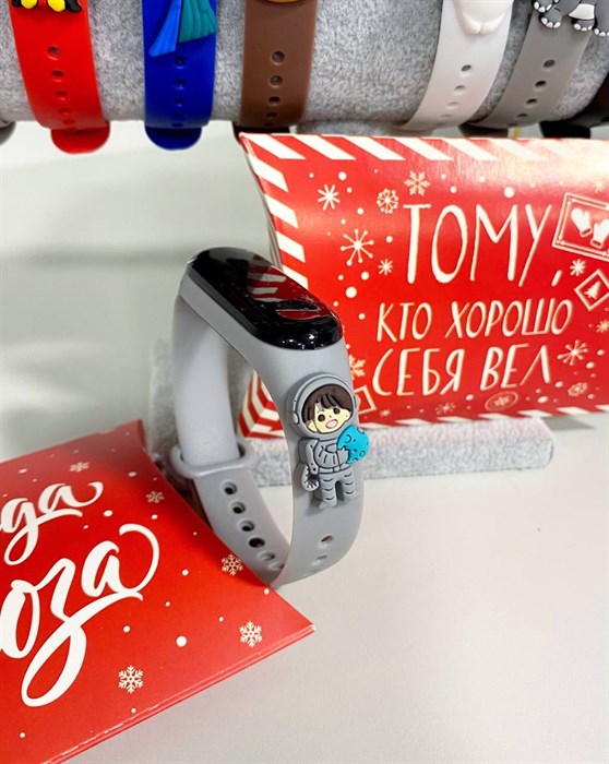 Комплект: Часы "Космонавт 2" и новогодняя упаковка "Подарок от Деда мороза" - фото 109382371
