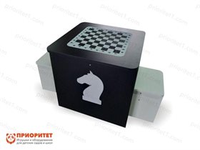 Шахматный стол Ход конем (с двумя табуретами)